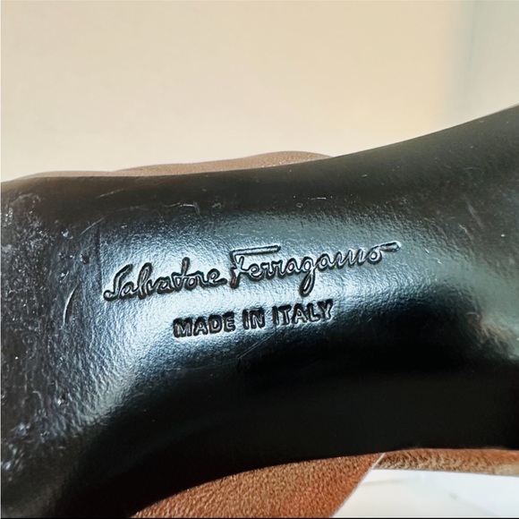 FERRAGAMO Mules Bronze Vara Bow Kitten Heel - Picture 11 of 12